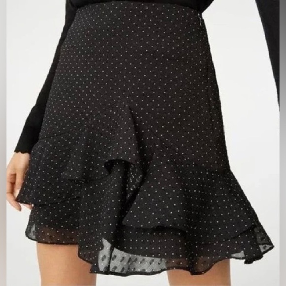 Club Monaco Textured Polka Dot Ruffle Mini Skirt Lined Side Zip